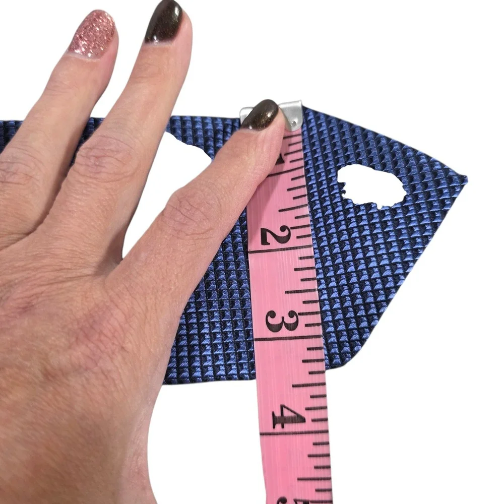 Cremieux Mens Classic Necktie‎ Blue Geometric Grid Silk Made In Italy Designer